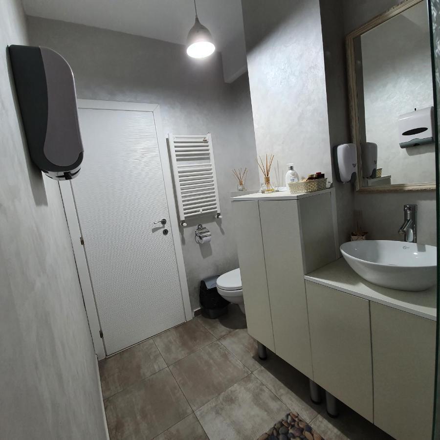 Sarah Apartment Констанца Екстериор снимка