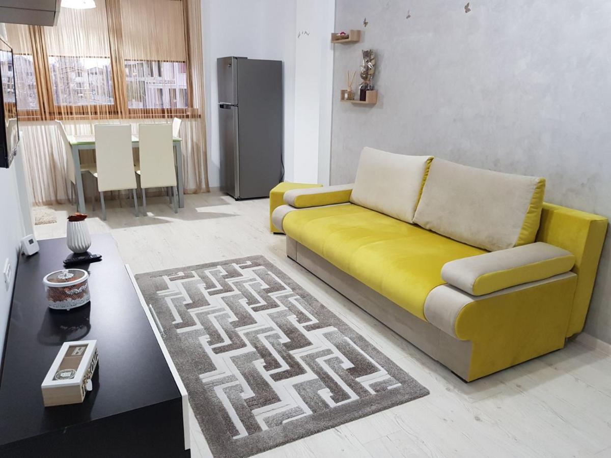 Sarah Apartment Констанца Екстериор снимка