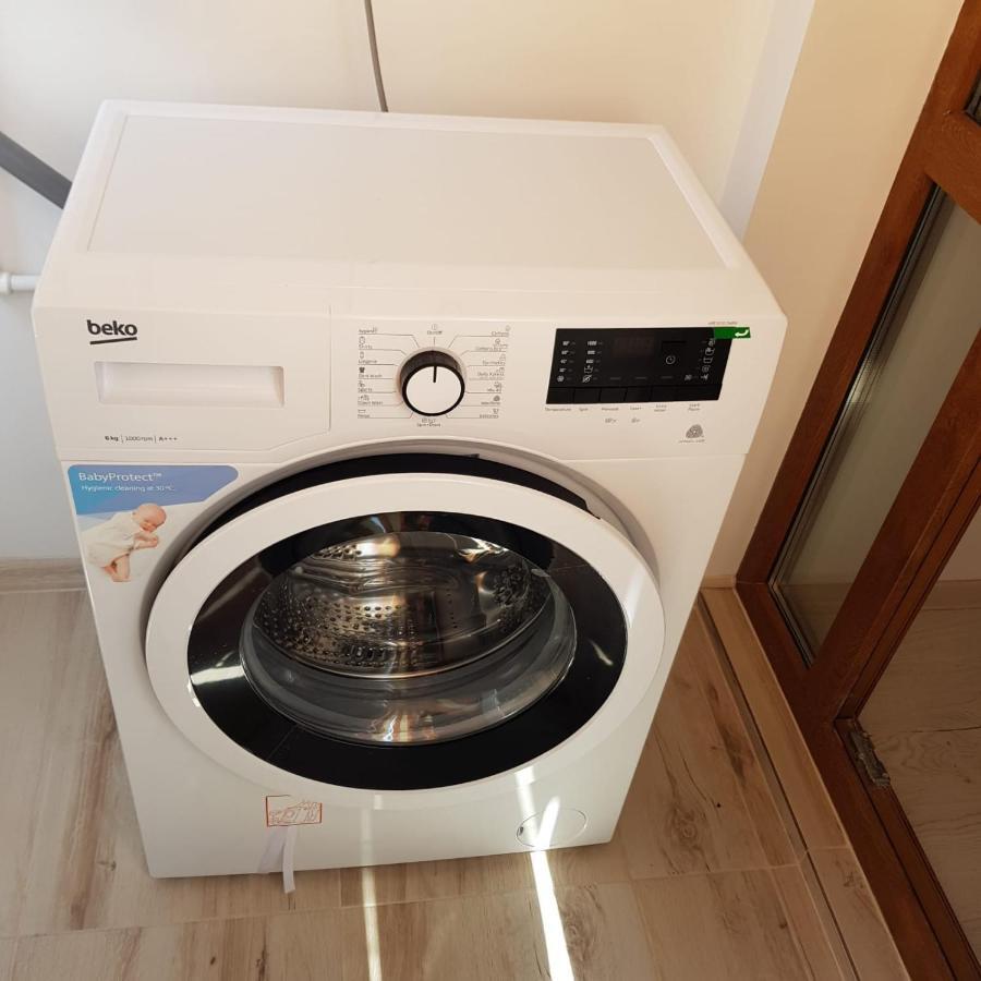 Sarah Apartment Констанца Екстериор снимка