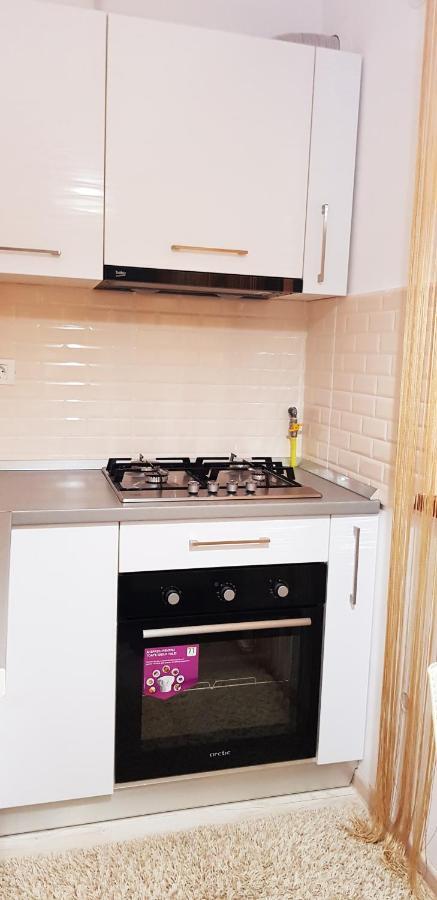 Sarah Apartment Констанца Екстериор снимка